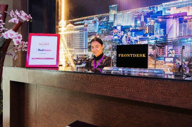 Отель Reddoorz Premium Near Trinoma Кесон-Сити Экстерьер фото