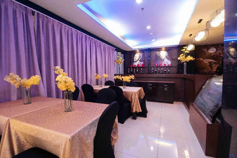 Отель Reddoorz Premium Near Trinoma Кесон-Сити Экстерьер фото