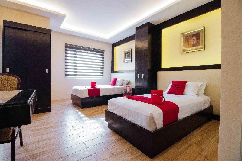 Отель Reddoorz Premium Near Trinoma Кесон-Сити Экстерьер фото