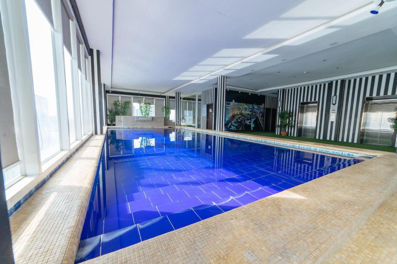 Отель Reddoorz Premium Near Trinoma Кесон-Сити Экстерьер фото